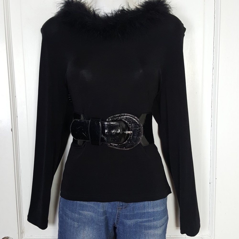 Fuzzy Wuzzy Esqusite Top